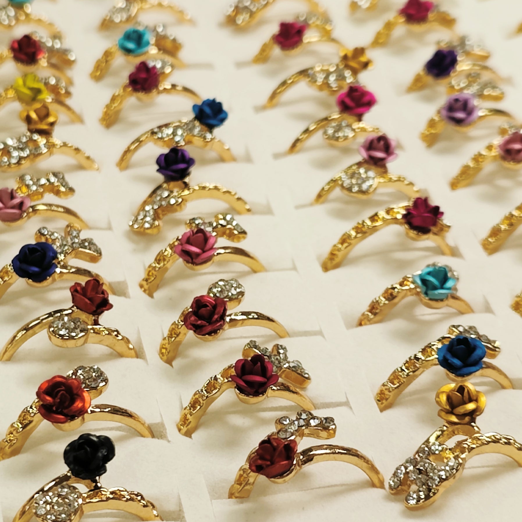 Wholesale Random 100pcs Flower Alloy Rings